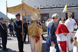  (photo)