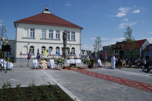  (photo)