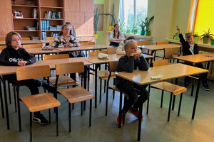  (photo)