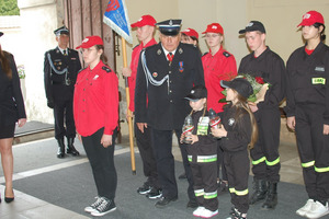  (photo)