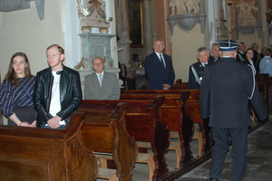  (photo)