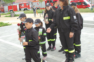  (photo)