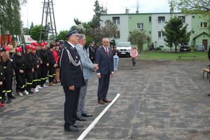  (photo)