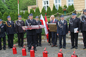 (photo)