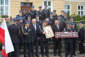  (photo)