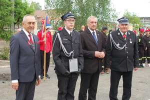  (photo)