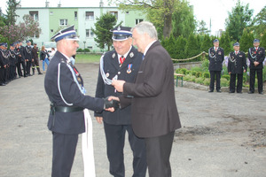  (photo)