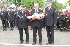  (photo)