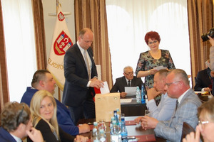  (photo)