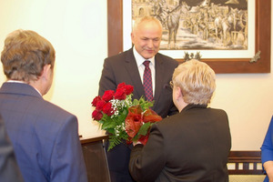  (photo)