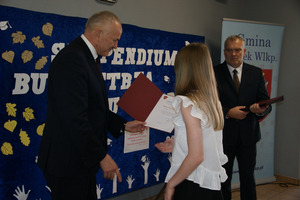  (photo)