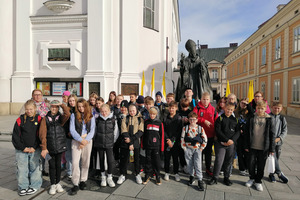  (photo)