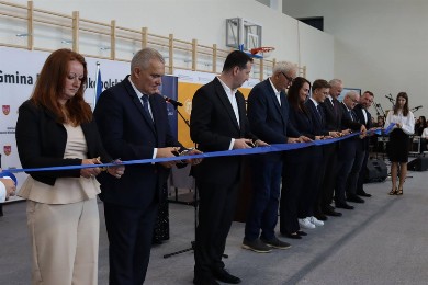 Zdjęcie ilustracyjne wpisu: Uroczyste otwarcie budynku Zespołu Szkolno-Przedszkolnego w Borku Wlkp. po zakończonej termomodernizacji.